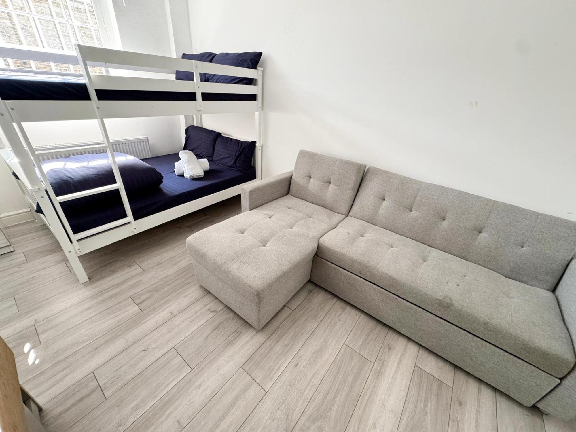 Willesden Green Budget Guesthouse London Bagian luar foto
